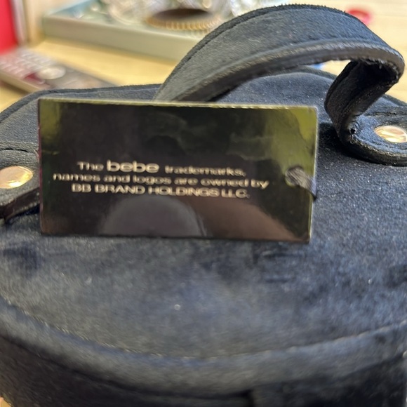 Bebe Brand Black and Gold Sequin Jewelry Case - Mirror & Compartments - Picture 3 of 5